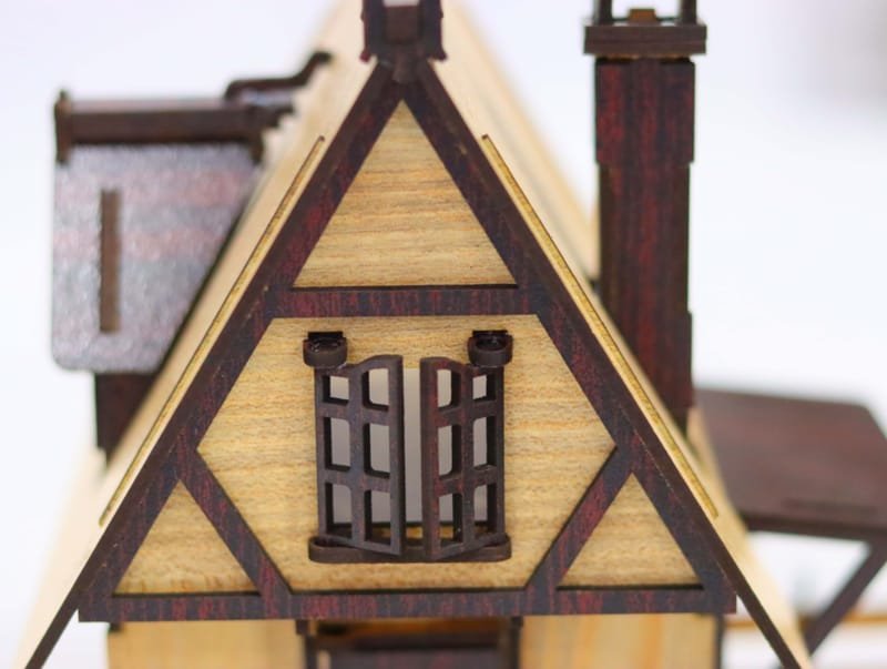DIY Wooden Miniature Farmhouse Model with Fenced Yard