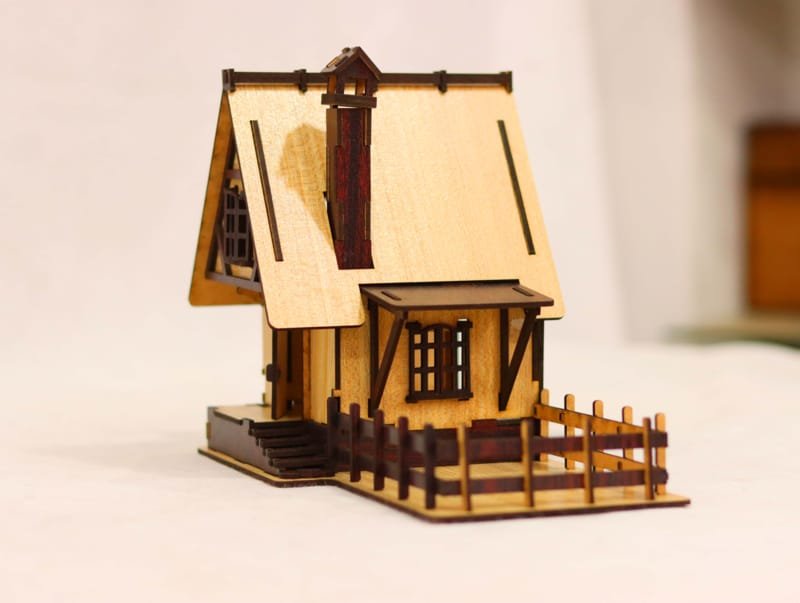 DIY Wooden Miniature Farmhouse Model with Fenced Yard