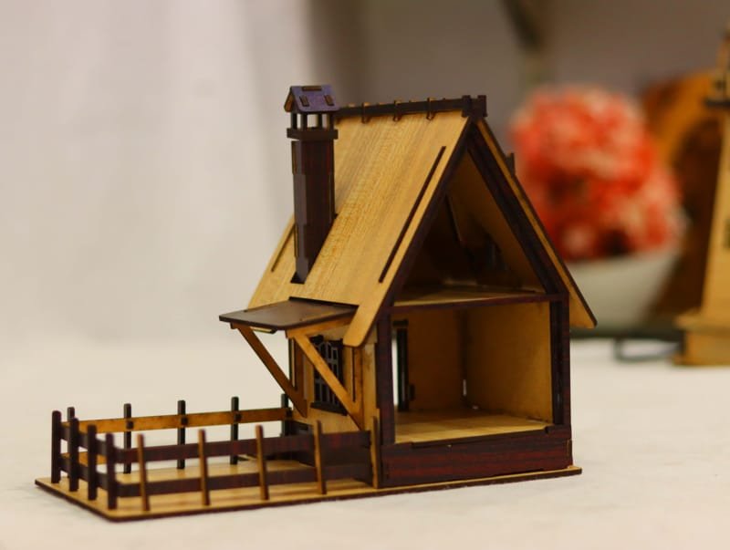 DIY Wooden Miniature Farmhouse Model with Fenced Yard